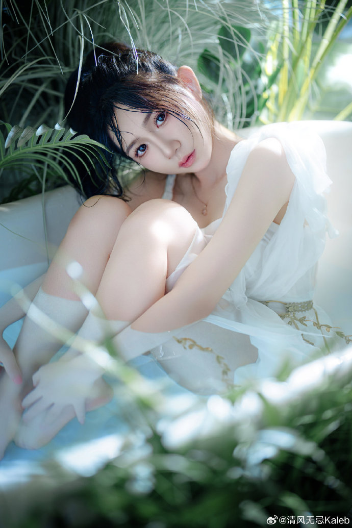 芭比 封面